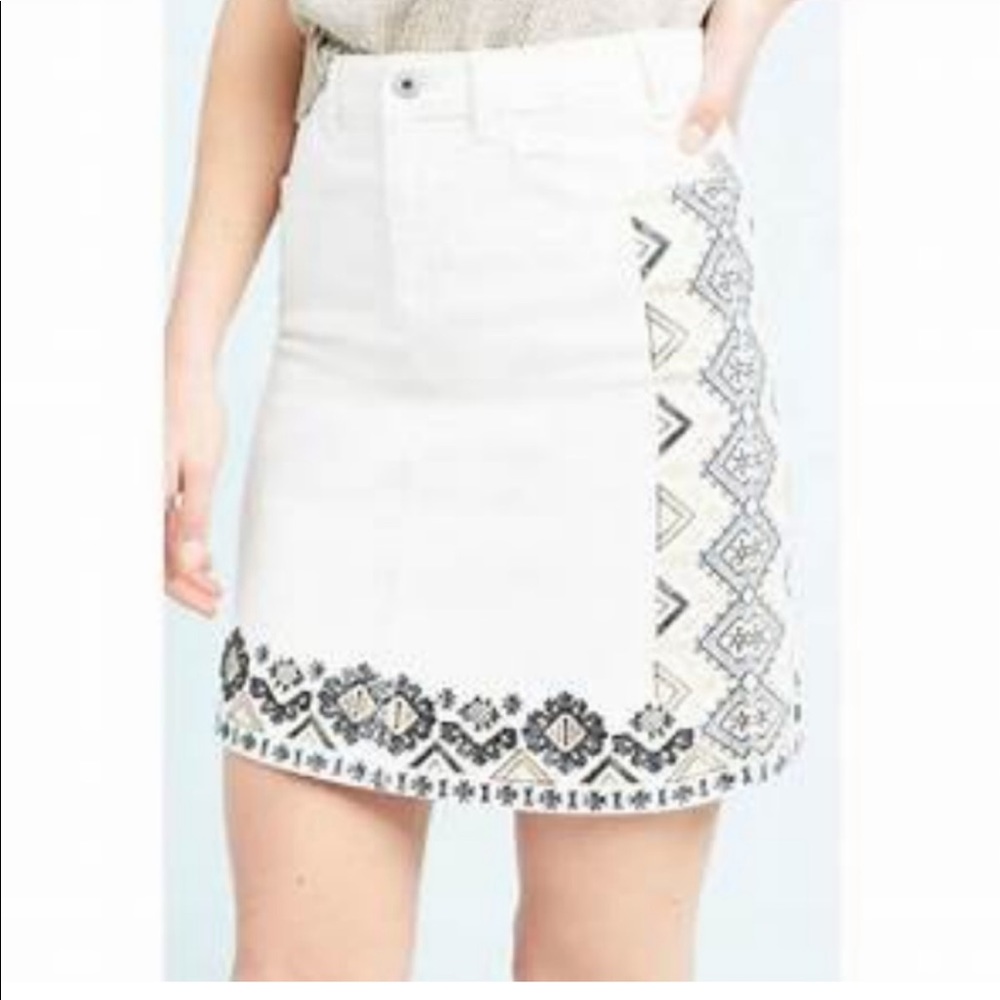 Pilcro Anthropologie jean embroidered skirt sz 00 petite